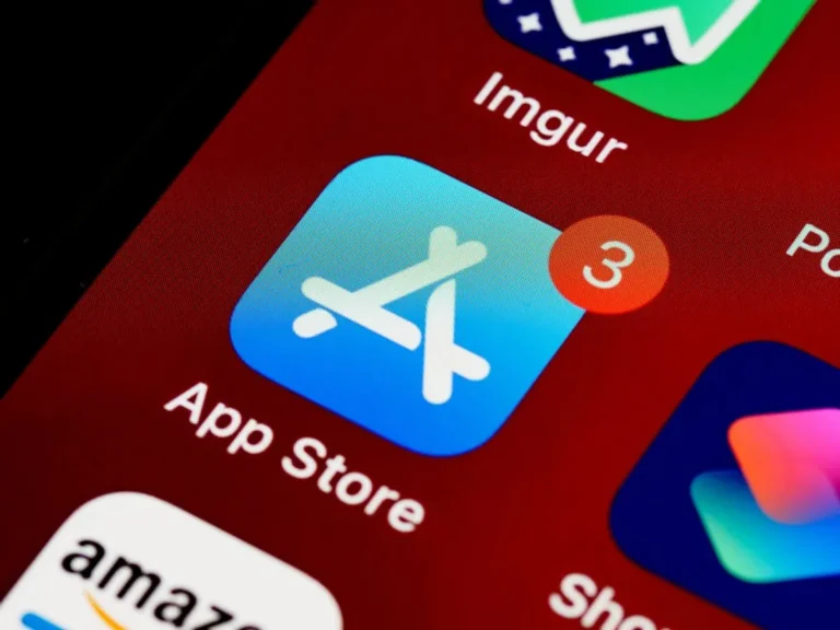 Android VS IOS Security: Complete Guide, Features, Uses, and Alternatives