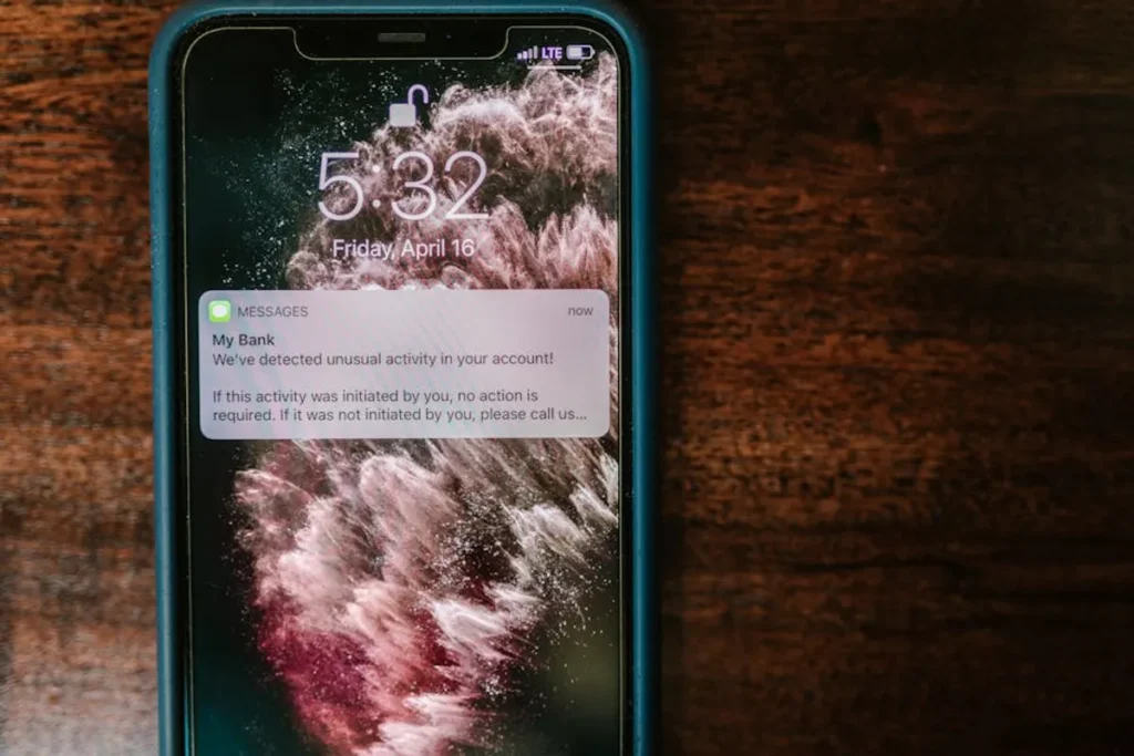 Best Push Notification Examples - Komli Mobile