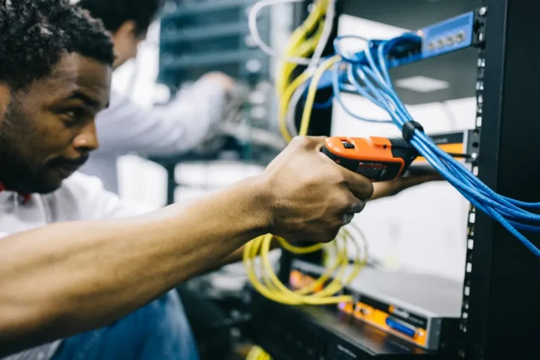 Tech Troubleshooting Checklist for Non-Technical Users